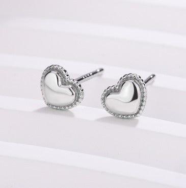 Stylish Sterling Silver Heart Stud Earring