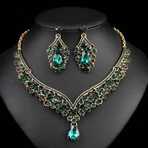 Elite Emarald Neckalce Set