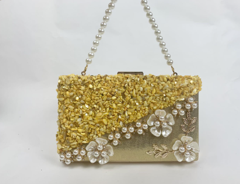 Bedazzling Yellow Diamond Clutch Bag